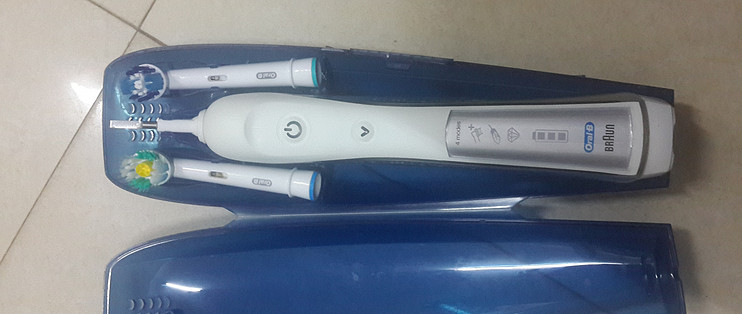 B欧乐B4000B欧乐B4000型电动牙刷使用4个月后简评型电动牙刷使用4个月后简评