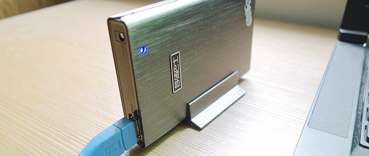 元谷存储巴士T25025寸USB30移动硬盘盒
